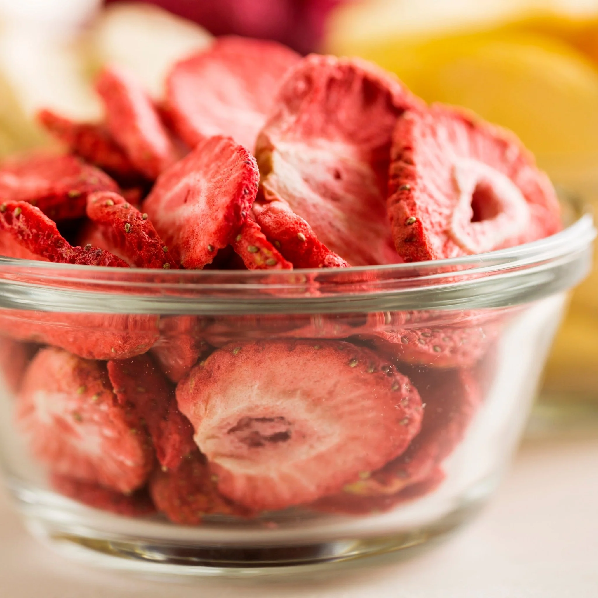 Freeze Dried Sliced Strawberries Can, 18 Servings - Image 5